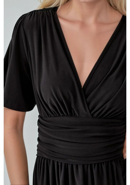 Kadın V Yaka Kısa Kol Büzgülü Mini Elbise Black fırsatları