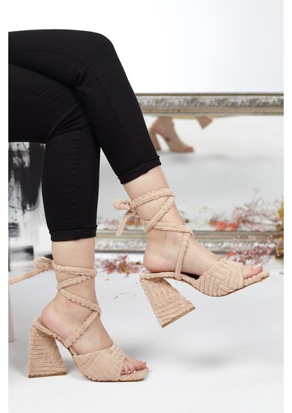 Günlük Kadın Havlu Sadalet Terlik Bilekten Bağcıklı Esnek Yumuşak Yüksek Topuklu Ayakkabı 132 modelleri
