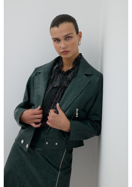 Fermuar ve Çıtçıt Detaylı Kruvaze Ceket Yeşil K2616002_012 indirimleri