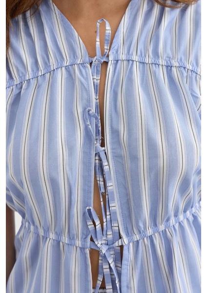 Kadın Fiyonk Detaylı Çizgili Bisiklet Yaka Bluz Blue indirimleri