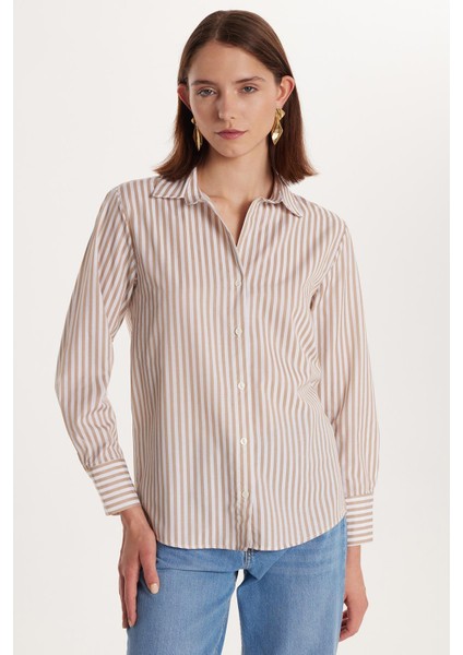 Kadın Slim Fit Dar Kesim Uzun Kollu Çizgili Gömlek