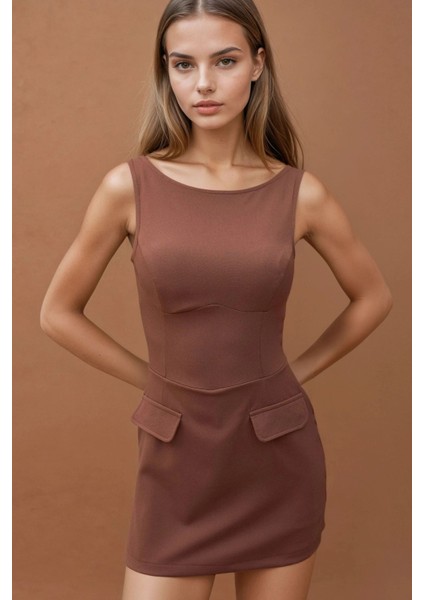 Kadın İçi Şortlu Cep Kapaklı Dar Mini Elbise Mocha Kahvesi