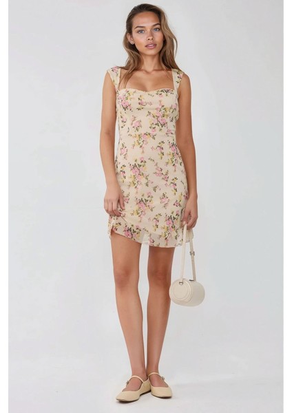 Kadın Kalp Yaka Puantiyeli Mini Tül Elbise Pink fiyatları