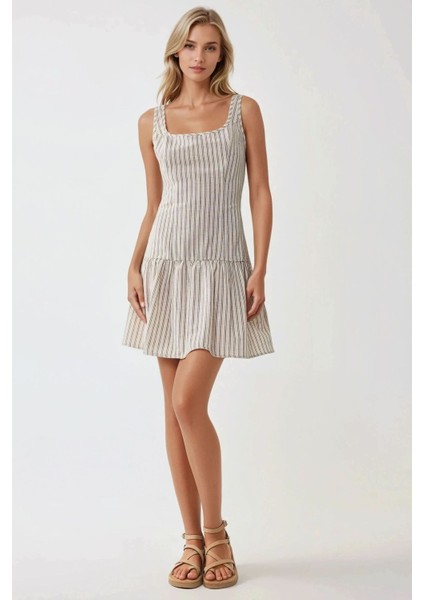 Kadın Kare Yaka Çizgili Fitted Mini Elbise Beyaz