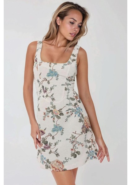 Kadın Keten Görünümlü Çiçek Desenli Gipe Detaylı Mini Elbise Allık Pembe