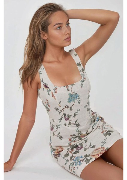 Kadın Keten Görünümlü Çiçek Desenli Gipe Detaylı Mini Elbise Allık Pembe fiyatları