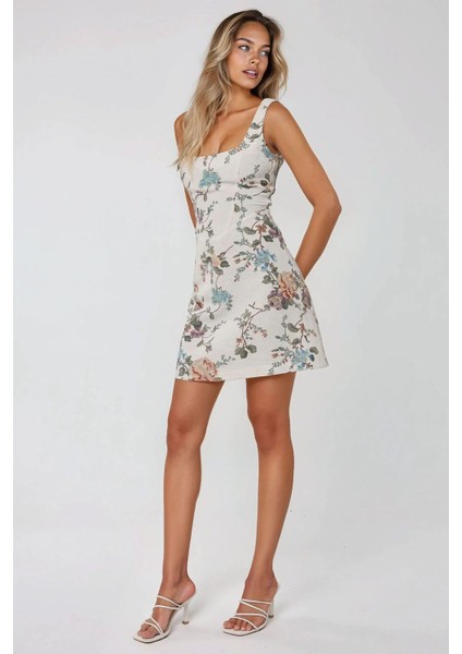 Kadın Keten Görünümlü Çiçek Desenli Gipe Detaylı Mini Elbise Allık Pembe modelleri