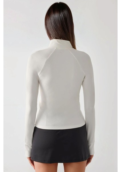 Kadın Dar Kesim Örme Dik Yaka Fermuarlı Aktif Üst Beyaz indirimleri