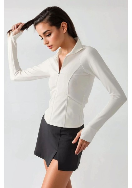 Kadın Dar Kesim Örme Dik Yaka Fermuarlı Aktif Üst Beyaz