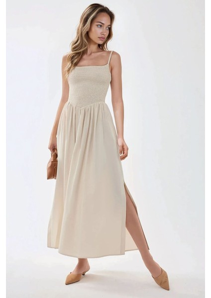 Kadın Kare Yaka Üstü Gipeli Yırtmaçlı A-Form Maxi Elbise Natural fiyatları