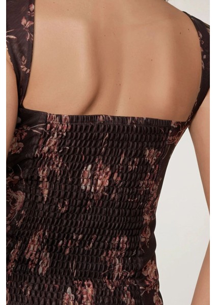 Kadın Kalp Yaka Arkası Gipeli Askılı Tül Bluz Mocha Kahvesi