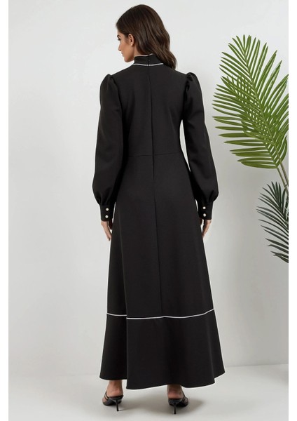 Kadın Yarım Balıkçı Yakalı Renk Bloklu Uzun Elbise Siyah fırsatları