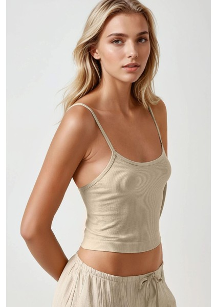 Kadın Fitted Crew Yaka Basic Tank Top Natural modelleri