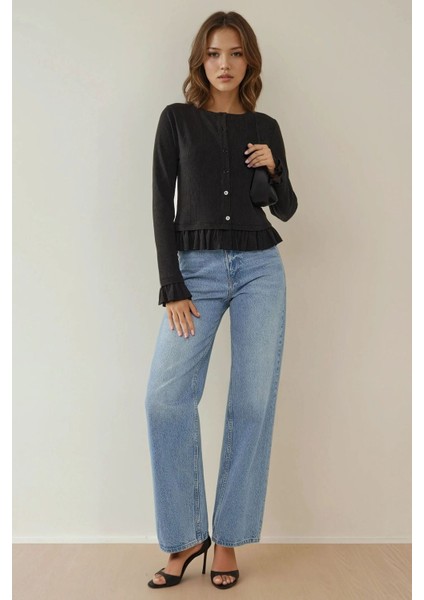 Kadın Düğmeli Bisiklet Yaka Fırfır Detaylı Örme Hırka Siyah modelleri