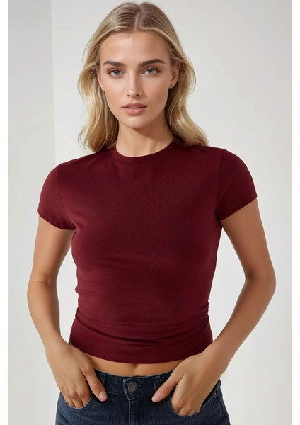 Kadın Slim Fit Pamuklu Kısa Kol Basic Tişört Red