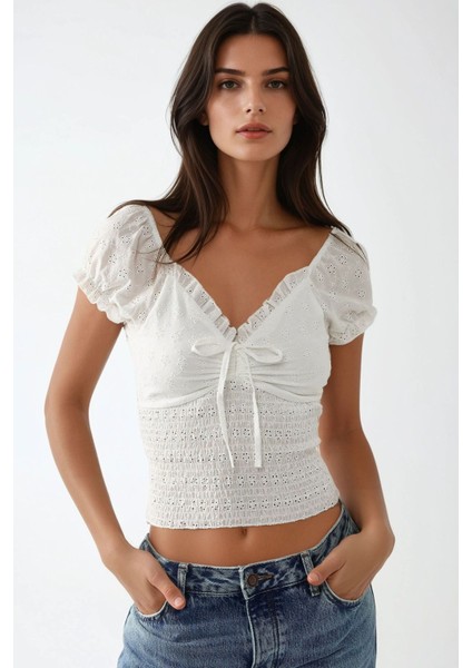 Kadın Dokulu V Yakalı Üst White