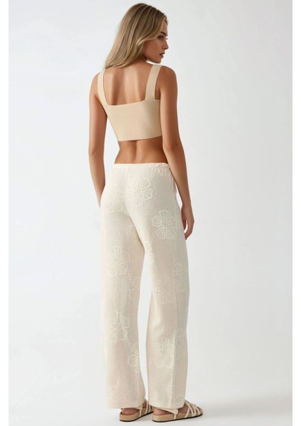 Kadın Yüksek Bel Çiçek İşlemeli Geniş Paça Pantolon Krem Doğal indirimleri