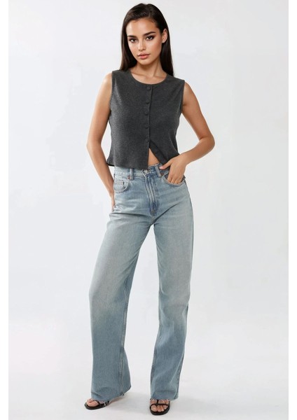 Kadın Düğme Detaylı Bisiklet Yaka Örme Kolsuz Yelek Grey fırsatları