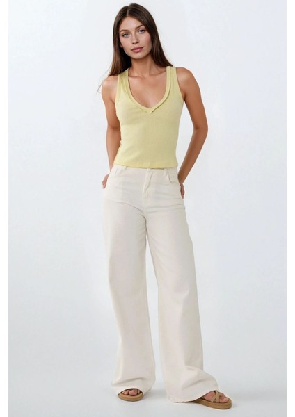Kadın V Yaka Ters Dikiş Detaylı Kolsuz Slim Fit Örme Üst Yellow modelleri