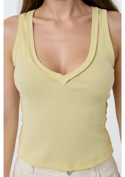 Kadın V Yaka Ters Dikiş Detaylı Kolsuz Slim Fit Örme Üst Yellow fırsatları