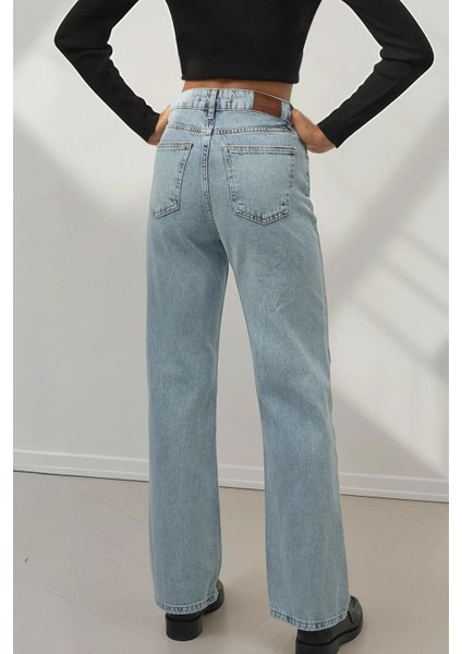 Kadın Straight Fit Jeans Açık Mavi Denim modelleri