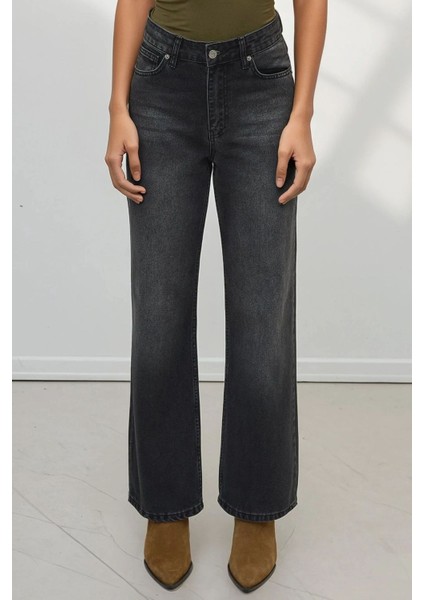 Kadın Straight Fit Jeans Siyah