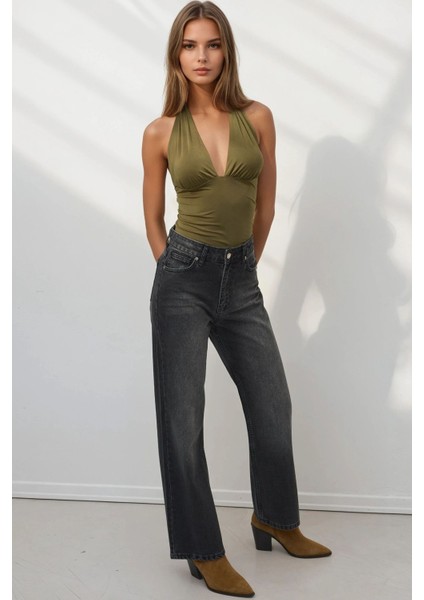 Kadın Straight Fit Jeans Siyah fiyatları