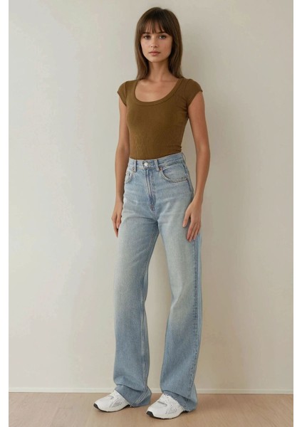 Kadın Slim Fit Bisiklet Yaka Kısa Tişört Kahve Kahvesi modelleri