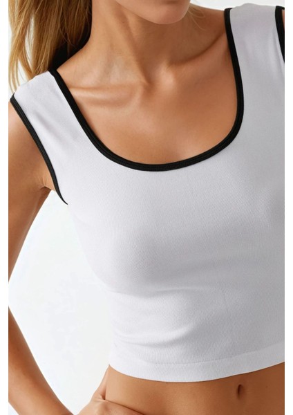 Kadın Fitted Crew Yaka Kontrast Tank Top Busem Collection White fırsatları