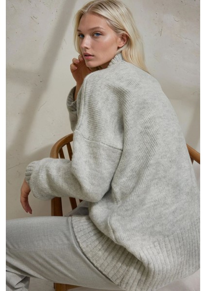 Kadın Kalın V-Yaka Örgü Hırka Gri indirimleri