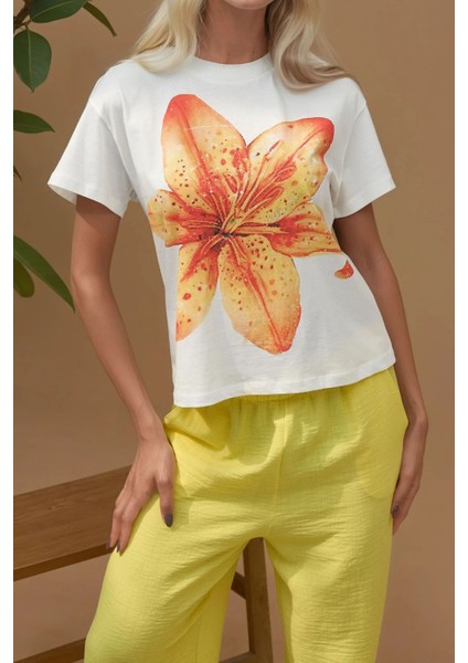 Kadın Baskı Detaylı Regular Fit Bisiklet Yakalı %100 Pamuklu T-shirt Soluk Turuncu