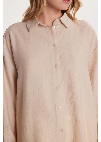 Kadın Regular Fit Uzun Kollu Sırt Bağlama Detaylı Taş Gömlek modelleri