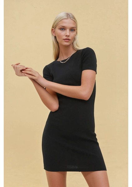 Kadın Bisiklet Yaka Kısa Kol Mini Elbise Black fiyatları