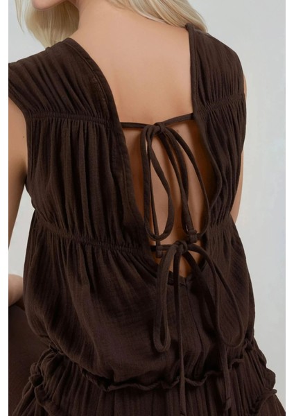 Kadın Yuvarlak Yakalı Dokulu Geniş Paça Tulum Brown fırsatları
