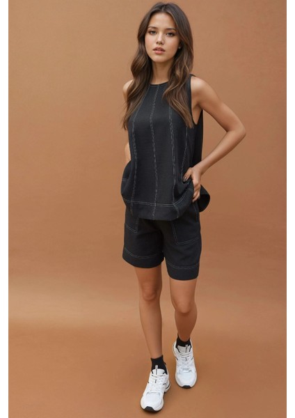 Kadın Dikiş Detaylı Denim Görünümlü Rahat Kesim İkili Takım Siyah fırsatları