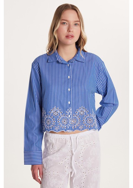 Kadın Slim Fit Dar Kesim Desenli Uzun Kollu Klasik Yaka Gömlek