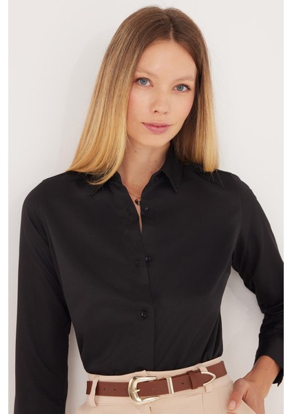 Kadın Slim Fit Dar Kesim Vucüda Oturan Uzun Kollu Siyah Basic Gömlek