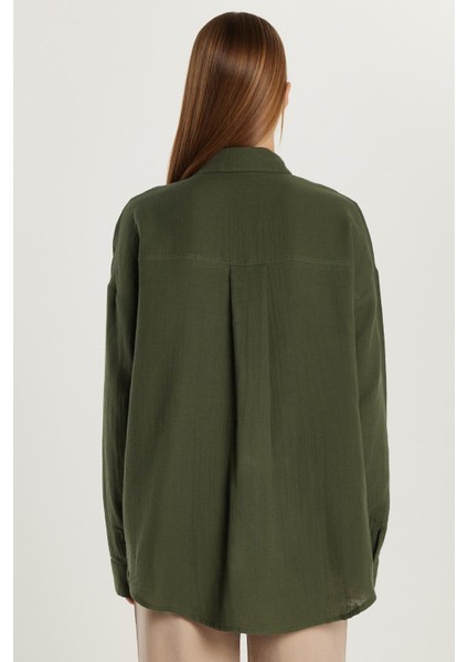 Kadın Oversize Geniş Kesim %100 Pamuk Müslin Kumaş Uzun Kollu Cepli Dokulu Haki Gömlek fırsatları