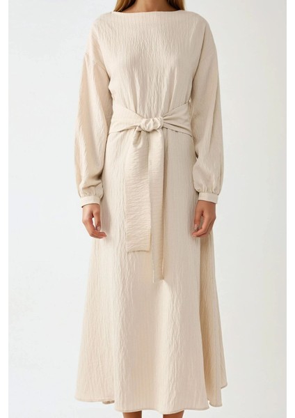 Kadın Dokulu Bisiklet Yaka Bağlama Detaylı Maxi Elbise Natural modelleri