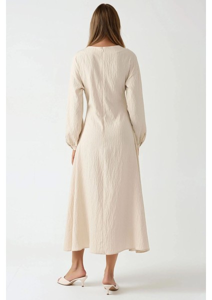 Kadın Dokulu Bisiklet Yaka Bağlama Detaylı Maxi Elbise Natural fırsatları