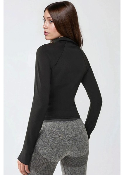 Kadın Dar Kesim Örme Dik Yaka Fermuarlı Aktif Üst Siyah