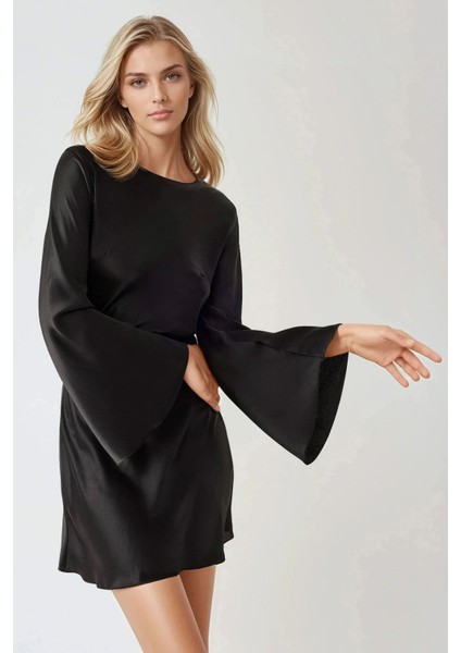 Kadın Sırt Detaylı Saten Mini Elbise Siyah fiyatları