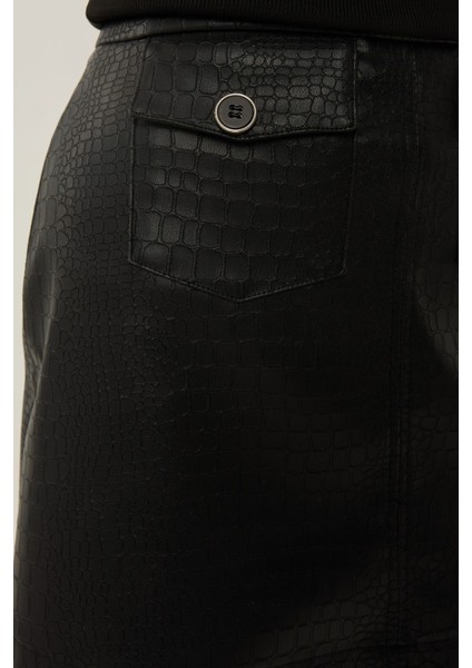 Kadın Cep Detaylı Mini Crocodile Desenli Deri Etek Black indirimleri