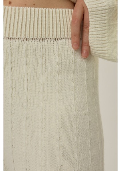 Kadın Dokulu Wide Leg Triko Pantolon Fildişi Doğal fırsatları