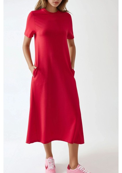 Kadın Yuvarlak Yaka Kısa Kollu Basic Midi Elbise Busem Collection Kırmızı fırsatları