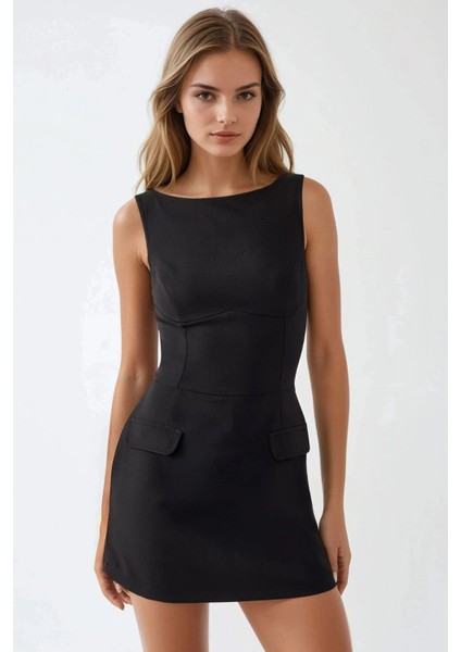 Kadın İçi Şortlu Cep Kapaklı Dar Mini Elbise Siyah