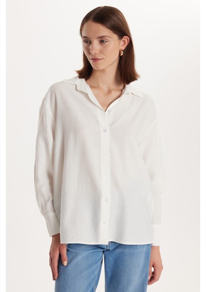 Kadın Regular Fit Uzun Kollu Sırt Bağlama Detaylı Ekru Gömlek