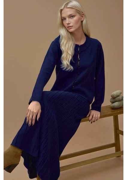 Kadın Düğmeli Hırka ve Kloş Etekli Triko Takım Lacivert fırsatları