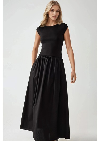 Kadın KayıkYaka A-Form Fit Maxi Örme Elbise Black