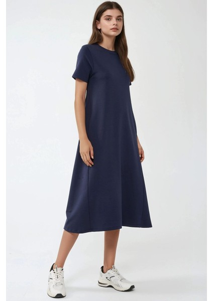 Kadın Yuvarlak Yaka Kısa Kollu Basic Midi Elbise Busem Collection Blue fırsatları